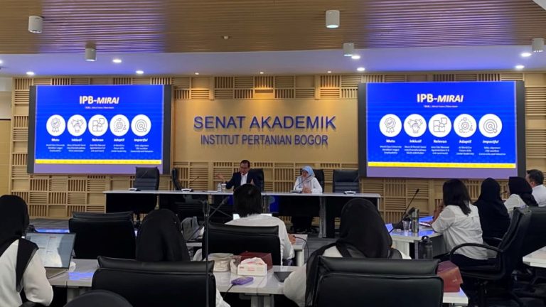 REKTOR ALIM KENALKAN SEMANGAT IPB MIRAI